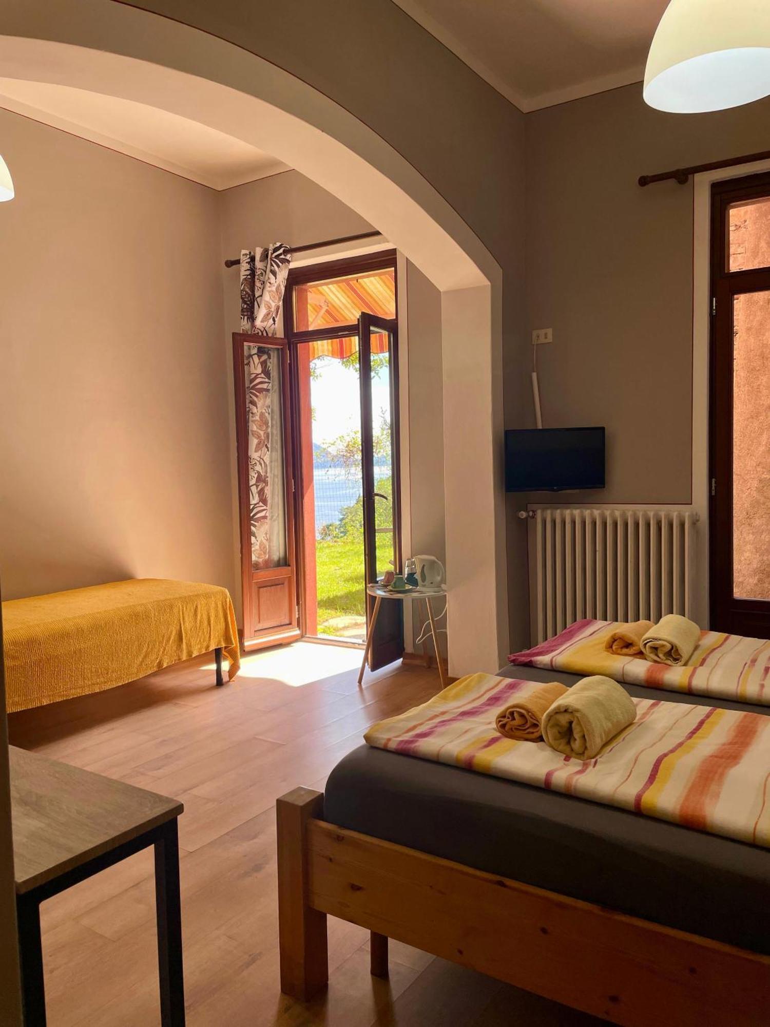 Villa Angelina Guest House Каннеро-Ривьера Экстерьер фото